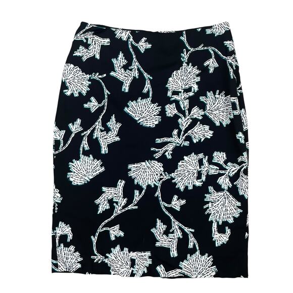 Diane von Furstenberg Kara Floral Print Penci Skirt Black Green Size 2 - Picture 3 of 10
